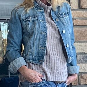 AE cropped denim jacket